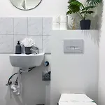 2bdr Gellert W Ac & Balcony By Nw Διαμέρισμα Βουδαπέστη
