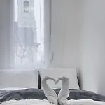 2bdr Gellert W Ac & Balcony By Nw