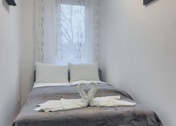 Apartamento 2bdr Gellert W Ac & Balcony By Nw *