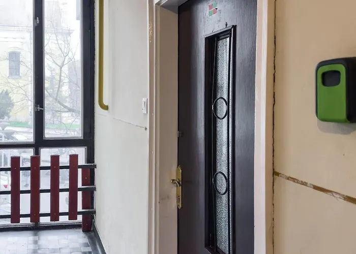 Apartamento 2bdr Gellert W Ac & Balcony By Nw Budapeste