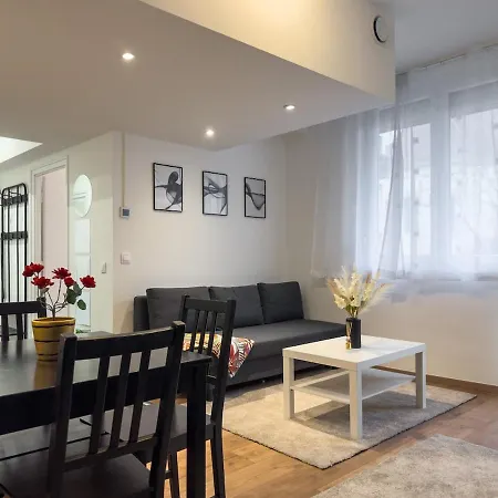 2bdr Gellért W Ac&balcony By Nw Apartamento *